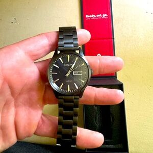 NIXON SENTRY SOLAR WATCH